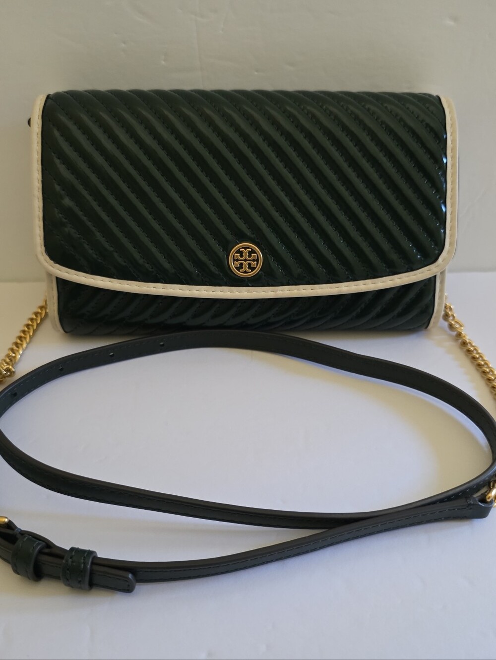 Tory Burch Robinson Patent Puffy Quilted Chain Wallet